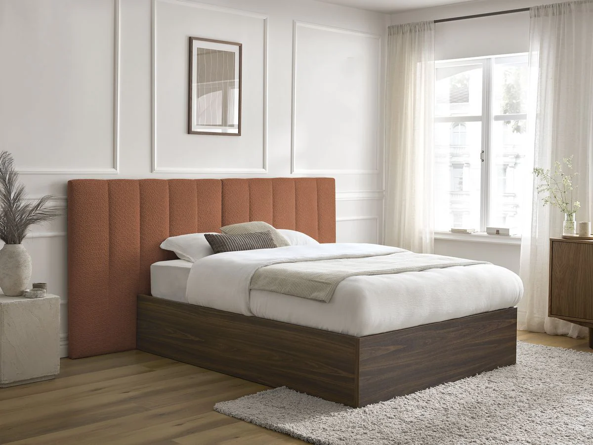 Lit coffre TIMO en bois foncé et tissu bouclette - Image 4